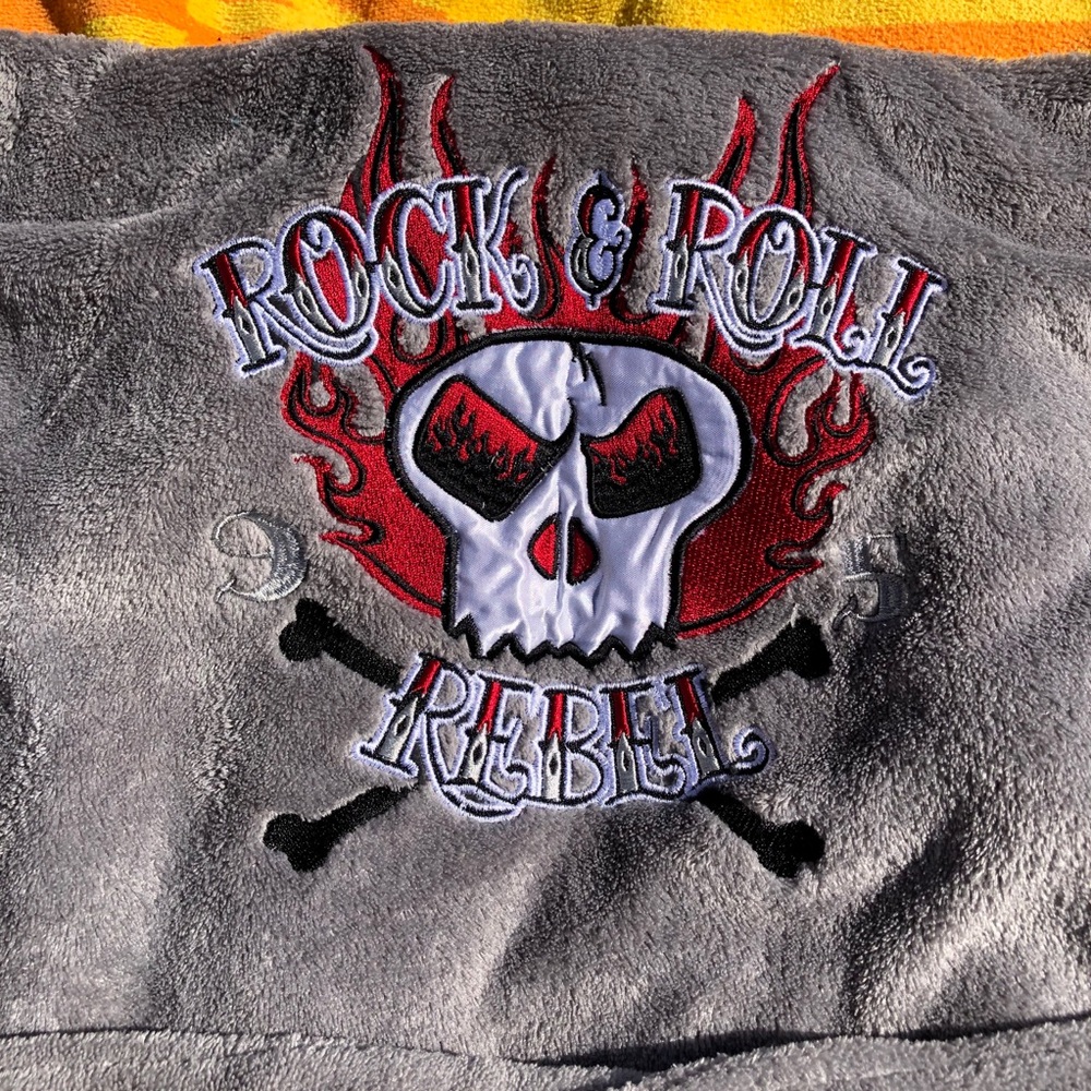 Gray Kids Robe - Picture 3 of 4